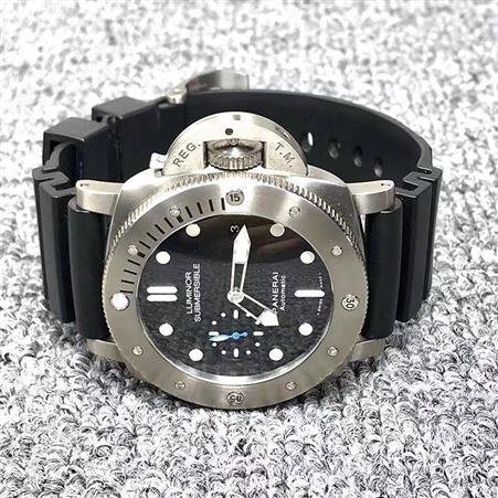 奢华尚品-沛纳海-SUBMERSIBLE 潜行系列PAM01305腕表-磨砂钛金-沛纳海二手手表鉴定