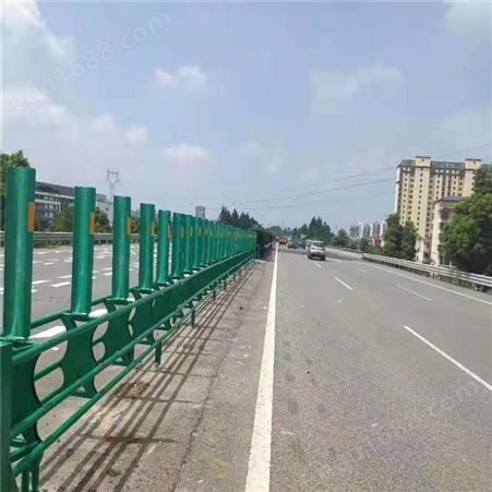 宝鸡 高速公路开口护栏 预应力活动护栏 可移动钢制护栏 方元浩宇