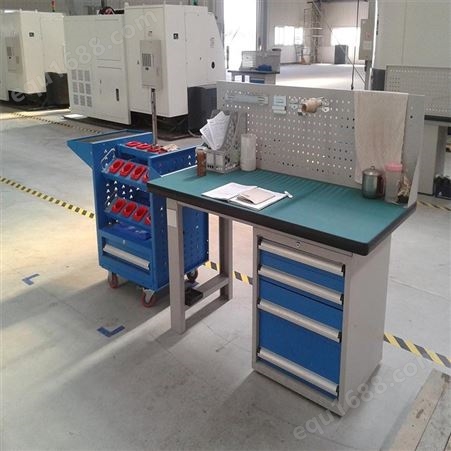 天津工作台定制厂家华奥西 组装型带挂板工作桌 重型钳工台