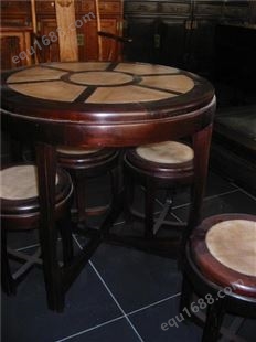 老红木八仙桌回收 武汉时期红木客厅家具回收报价