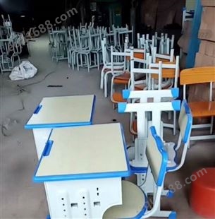 广西课桌椅厂家自产自销学习桌椅、学校课桌椅定制