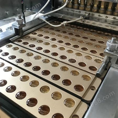 厂家供应小型糖果浇注成型机 小型实验室糖果机器 软硬糖两用生产线 上海合强直销