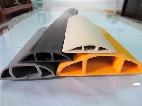 ABS异型材 东莞定制塑胶型材 pvc异型材 塑料挤出型材