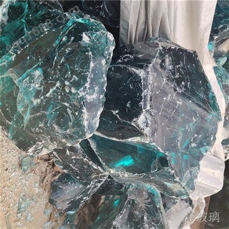 大块琉璃石湖蓝玻璃块6-9厘米浅蓝色玻璃石展示玻璃块别墅园林造景