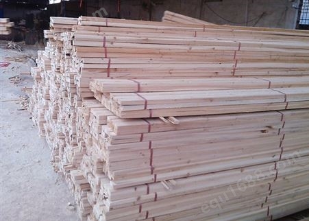 杉木价格   大量杉木供应   专业加工杉木