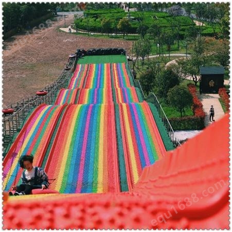 让我滑的更远一些 七彩滑梯 彩虹滑梯厂家 组合滑梯批发 网红四季滑梯