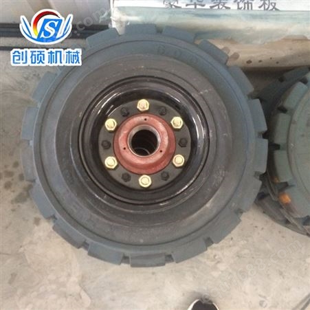 批量供应500-8/600-9实心轮胎 充气钢丝胎 升降机专用橡胶轮胎