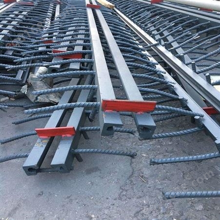 现货供应公路桥梁伸缩缝 钢板异型钢伸缩缝